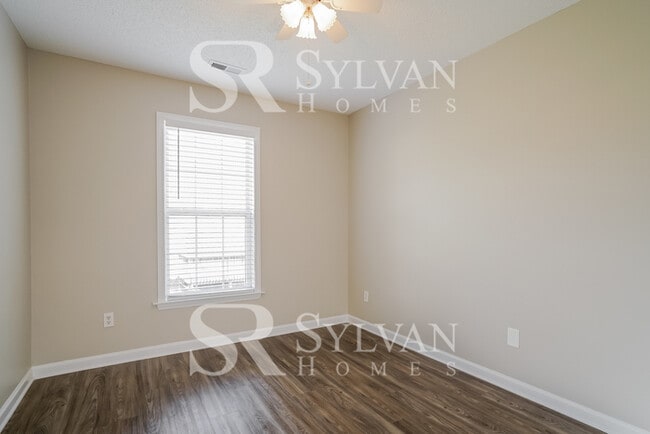 Building Photo - Everything you have been dreaming of is here. Lease today!