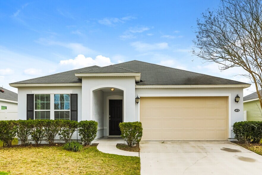 Primary Photo - 4878 Creek Bluff Ln