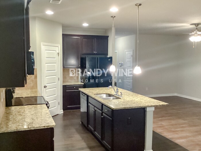 Building Photo - 397 Lossie Ln