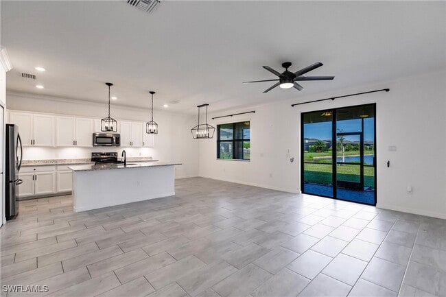 Building Photo - 14599 Cantabria Dr