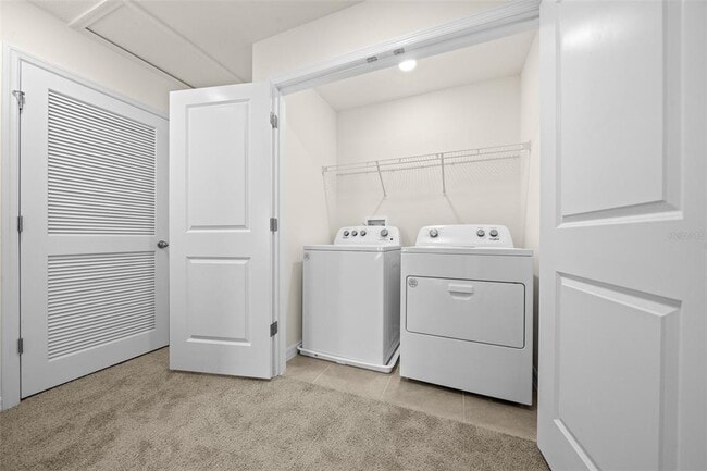 Building Photo - 6580 SW 81st Loop