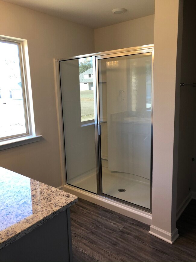 Building Photo - 19462 Providence Ridge Blvd