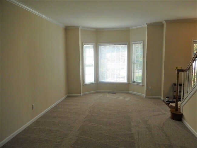 Building Photo - 5809 Spirit Ct