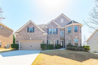 Building Photo - 335 Roberts Run Cove