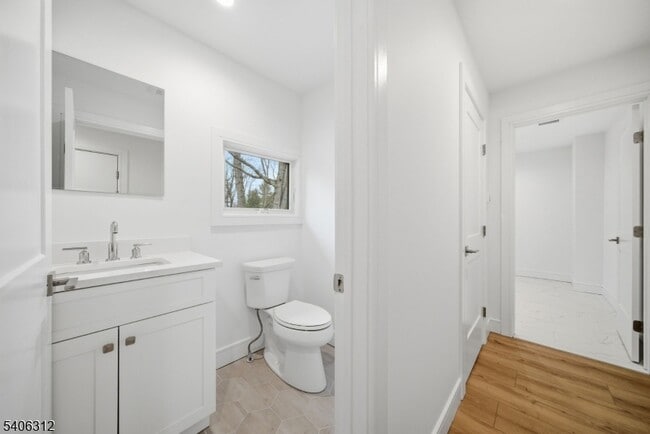 Building Photo - 12 McCaffrey Ln