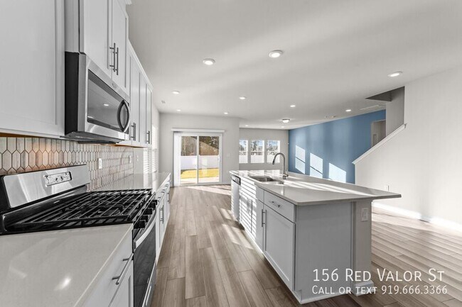 Building Photo - 156 Red Valor St