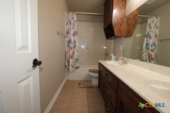 Building Photo - 603 Mustang Trail