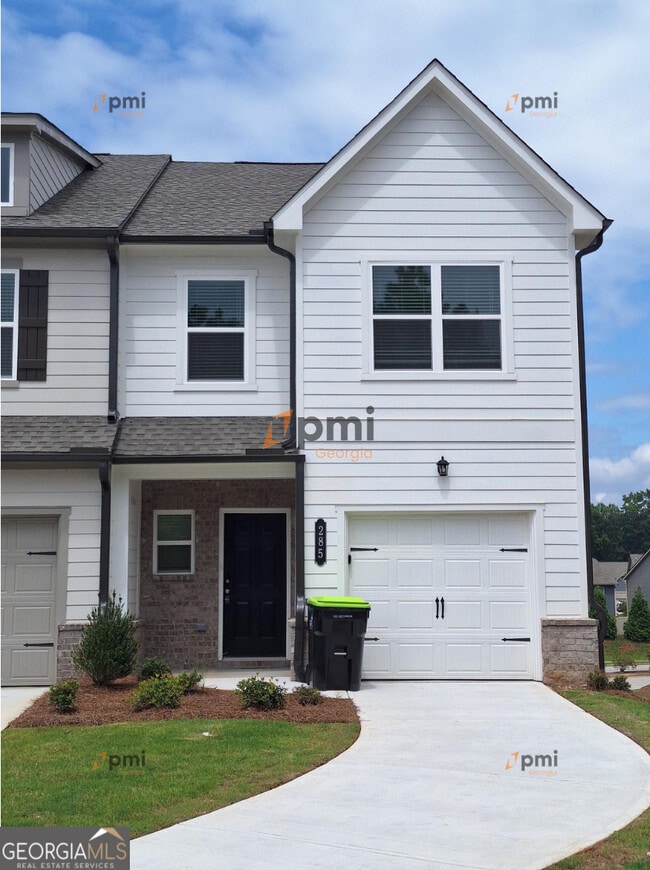 Primary Photo - 285 Kenoot Dr