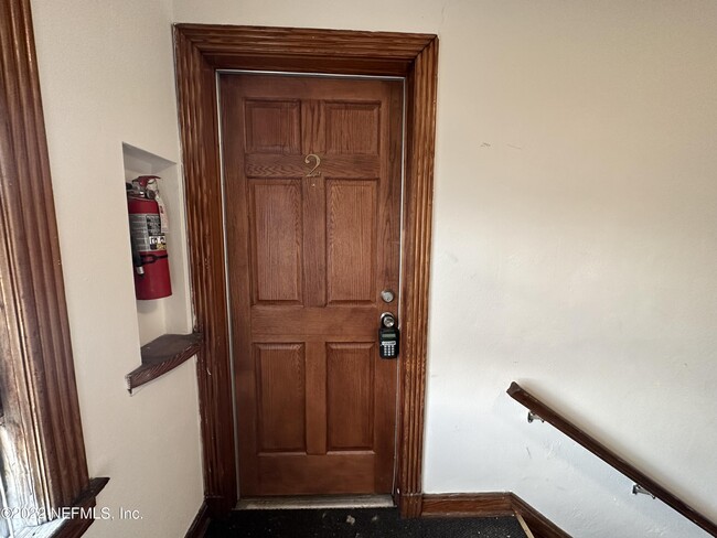 Building Photo - 1641 Larue Ave