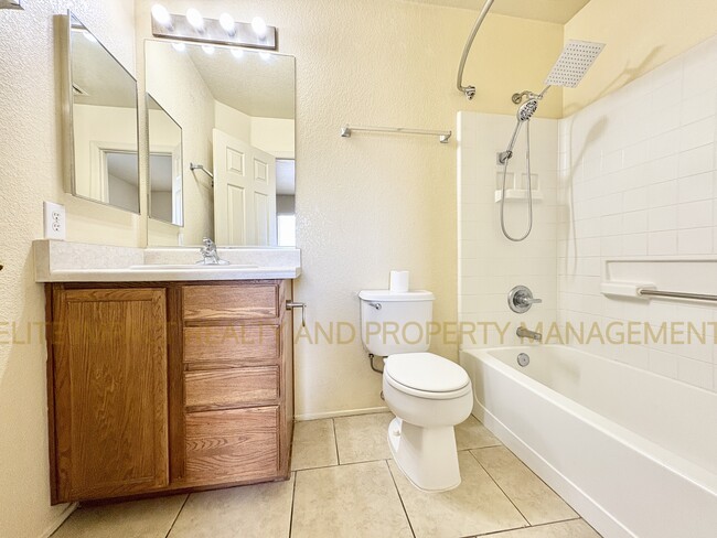 Building Photo - 2324 S Mcconnell Dr