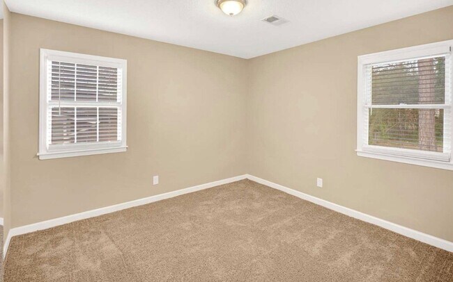 Building Photo - 1224 Yuma St