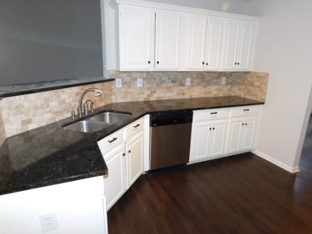 Building Photo - 6672 Grand Hickory Dr