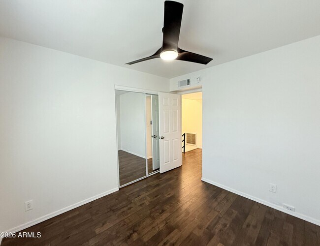 Building Photo - 10420 North 11th St