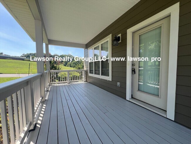 Building Photo - 2337 Martin Ln SW