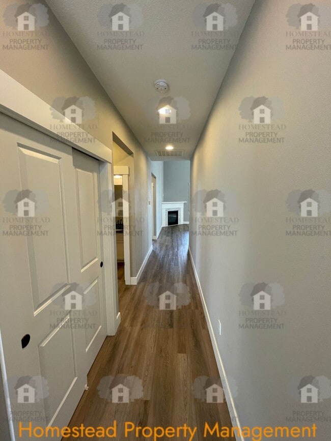 Building Photo - Welcome to Brandy Meadows!