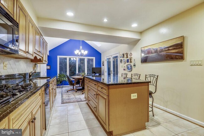 Building Photo - 1416 Crestridge Dr