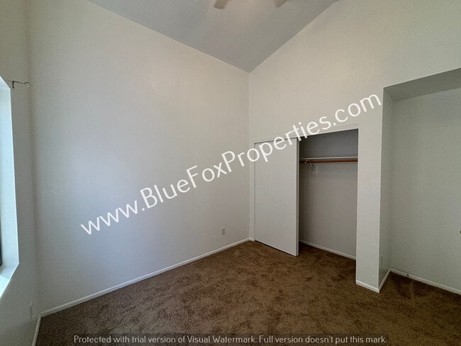 Building Photo - 9042 E Muleshoe St