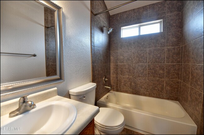 Building Photo - 1416 Kokopelli Way