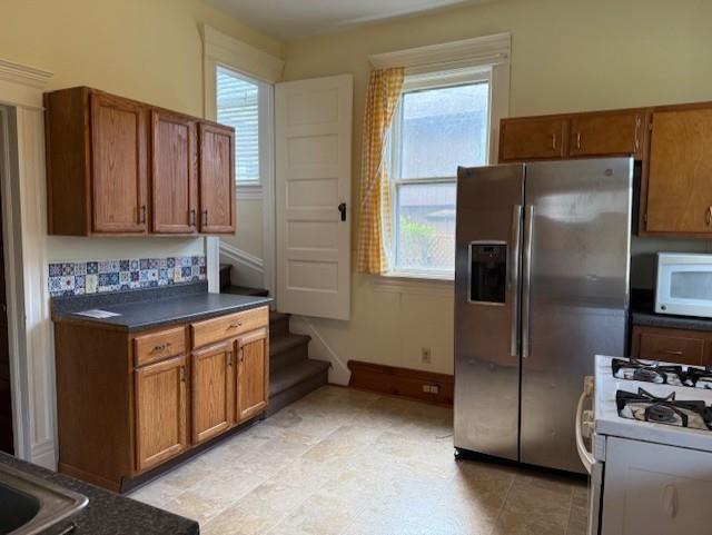 Kitchen - 1380 National Rd