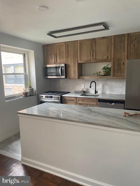 Building Photo - 40 Old Lancaster Rd