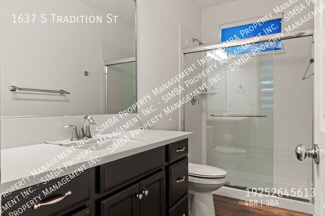 Building Photo - 1637 Tradition St