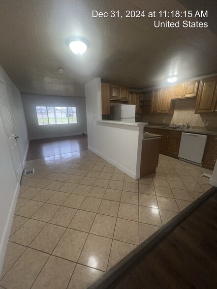 Building Photo - 296 Dehoff Dr