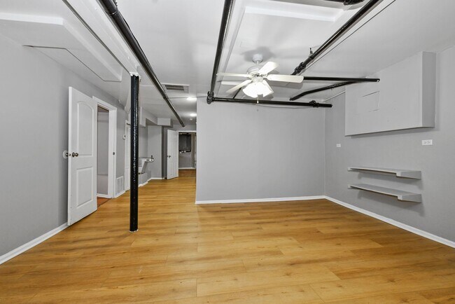 Interior Photo - 6201 S Troy St. Chicago IL