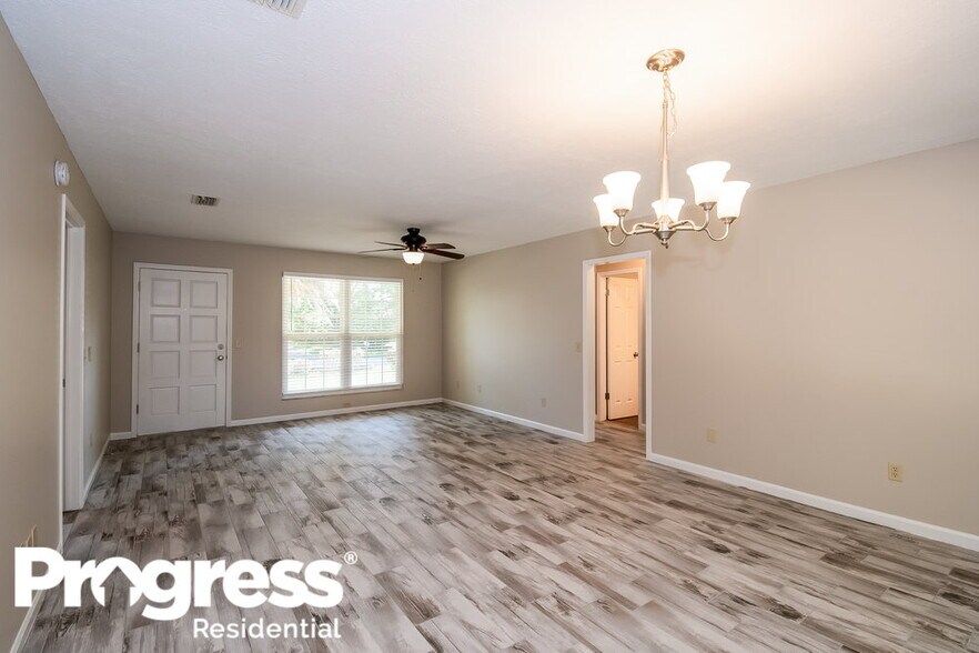 Building Photo - 2383 Dundee Ct E