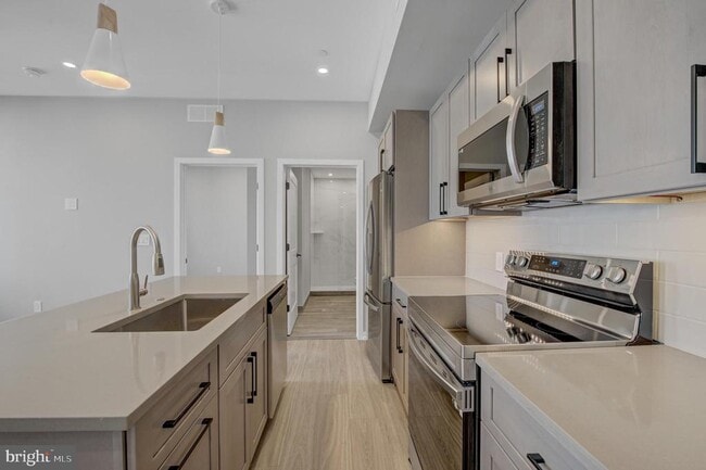 Building Photo - 2445 Innovator Wy