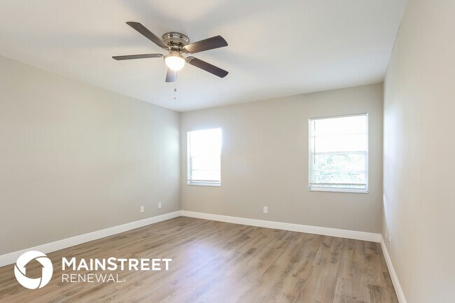 Building Photo - 8875 Orange Blossom Dr