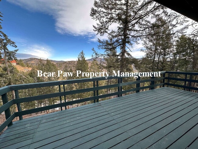 Building Photo - "Charming Floyd Hill Retreat: 3-Bed, 3-Bath on Clear Creek Road!"