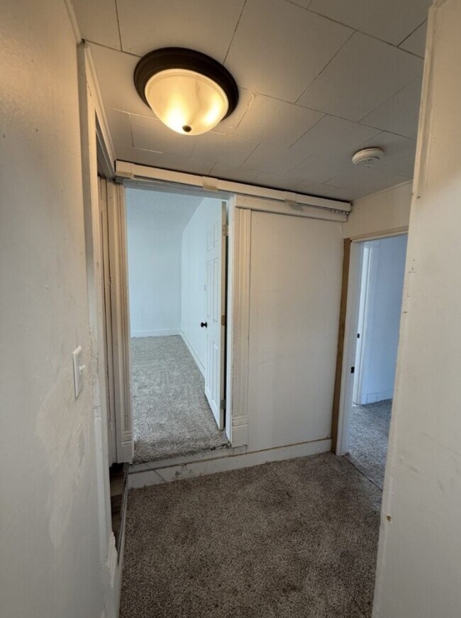 Building Photo - 803 5th Ave