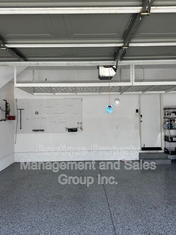 Building Photo - 1455 E Holcomb Pl