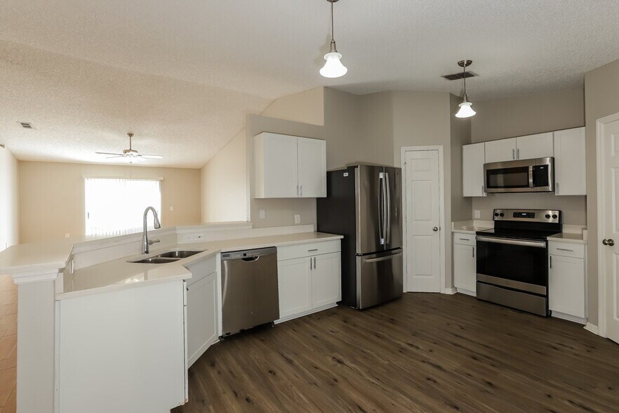 Building Photo - 4715 Little Denise Ct