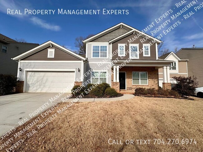 Building Photo - Spacious 5BR/3BA Home located in Charlotte!