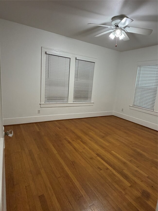 Building Photo - 1719 Dunlavy St