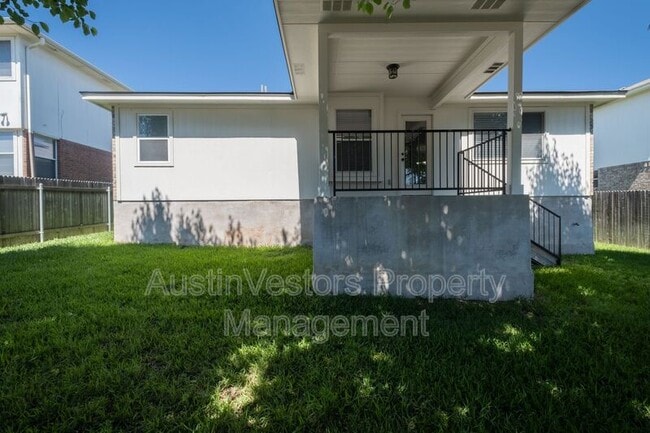 Building Photo - 645 Fort Thomas Pl