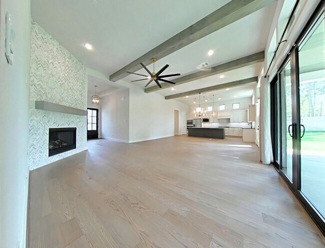 Building Photo - 1020 Prescott Dr