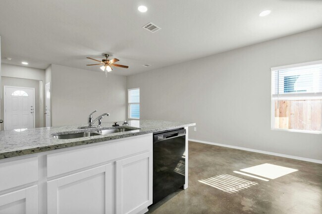 Building Photo - 7239 Converse Ridge Ln