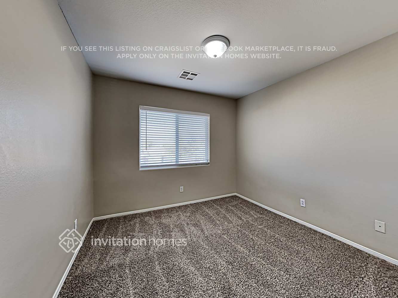 Building Photo - 5213 Los Pinos St
