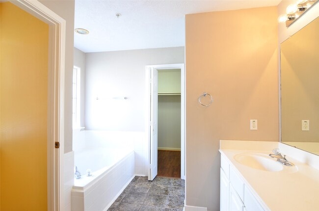 Building Photo - 2710 Grants Lake Blvd