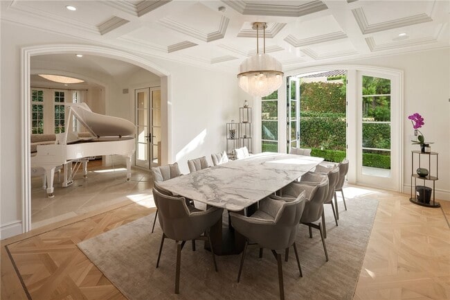 Building Photo - 9 Pelican Crest Dr