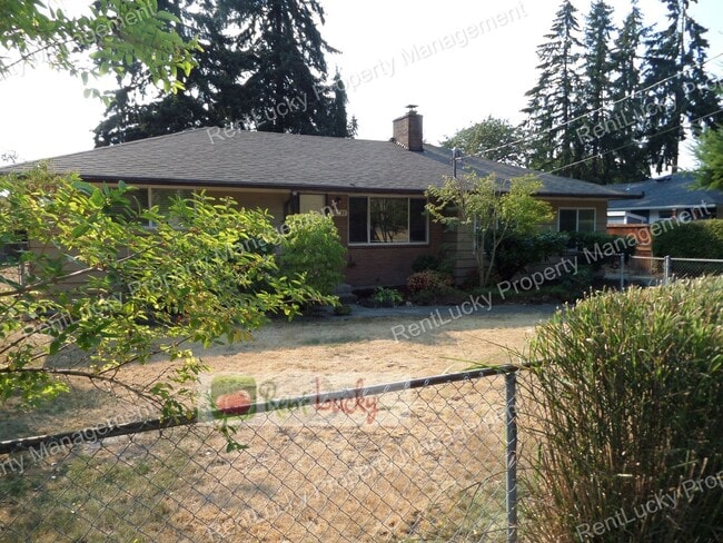 Building Photo - 19541 3rd Ave S
