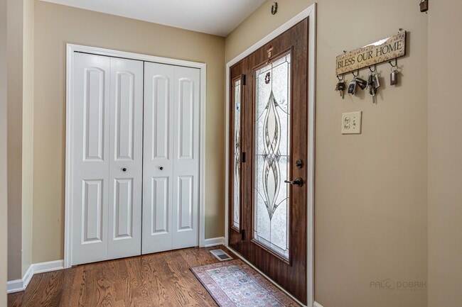 Building Photo - 2238 Gleneagles Dr