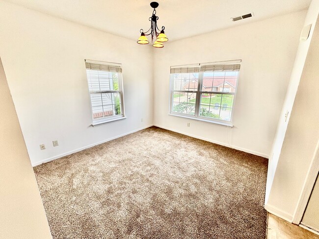 Building Photo - 3 Bedrooms, 2.5 Baths, and a Secret Agent Garage!