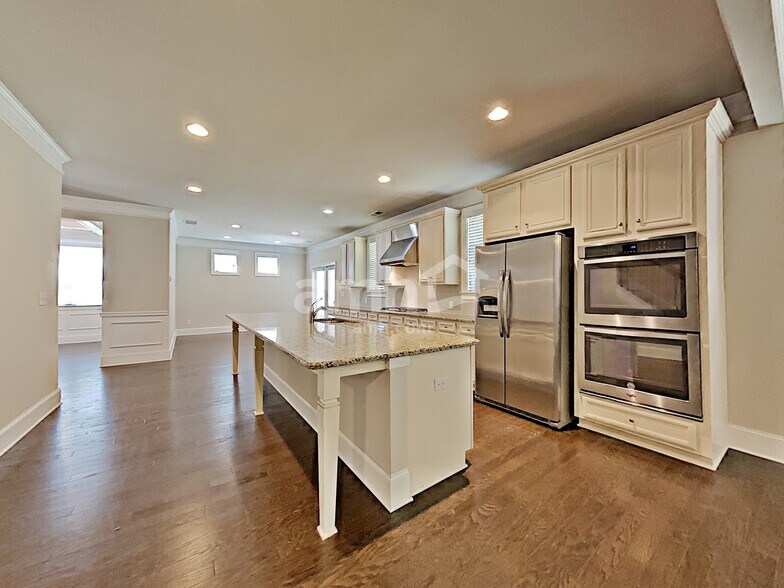 Building Photo - 3976 Woodoats Cir