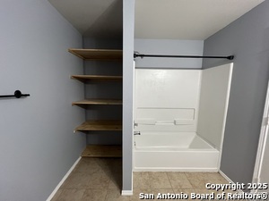 Building Photo - 16239 Galloping Oak Knoll