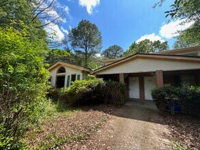 Building Photo - 151 Loblolly Dr
