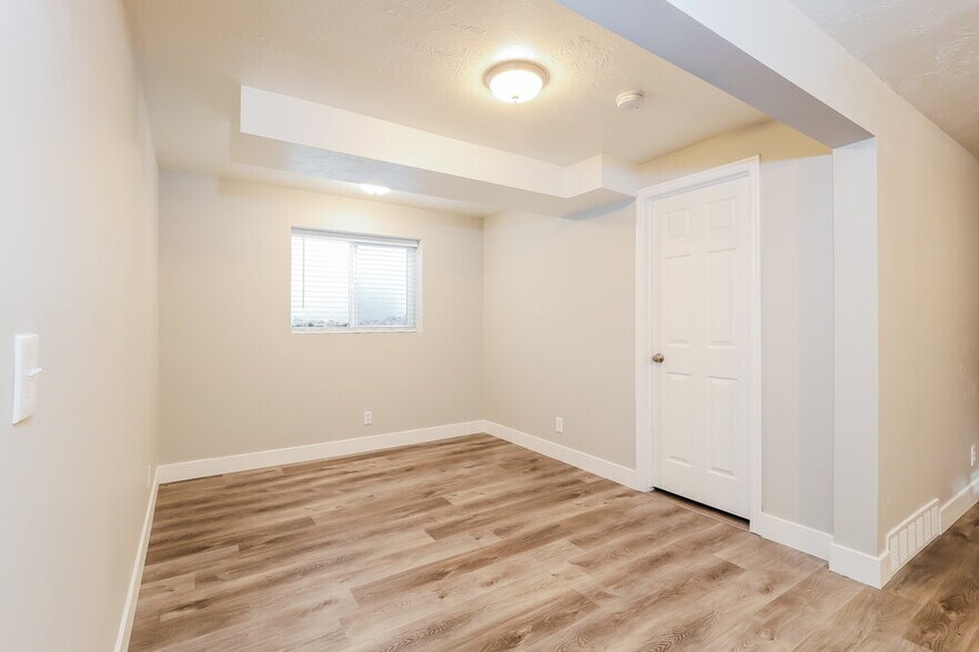 Building Photo - 4256 S 6180 W