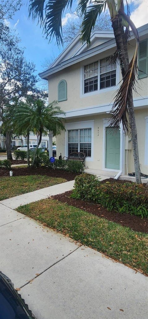Building Photo - 5602 NW 99th Way